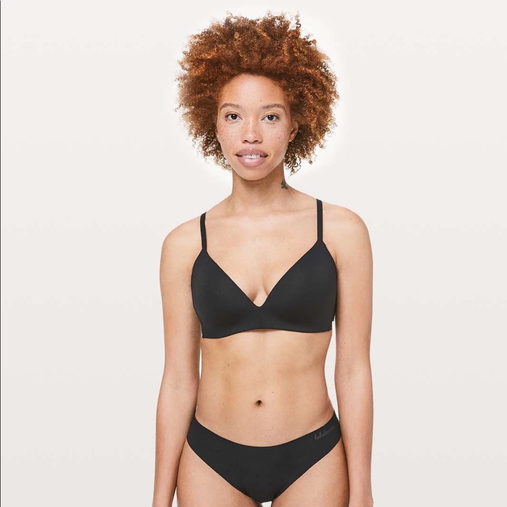 Lululemon Take Shape bra